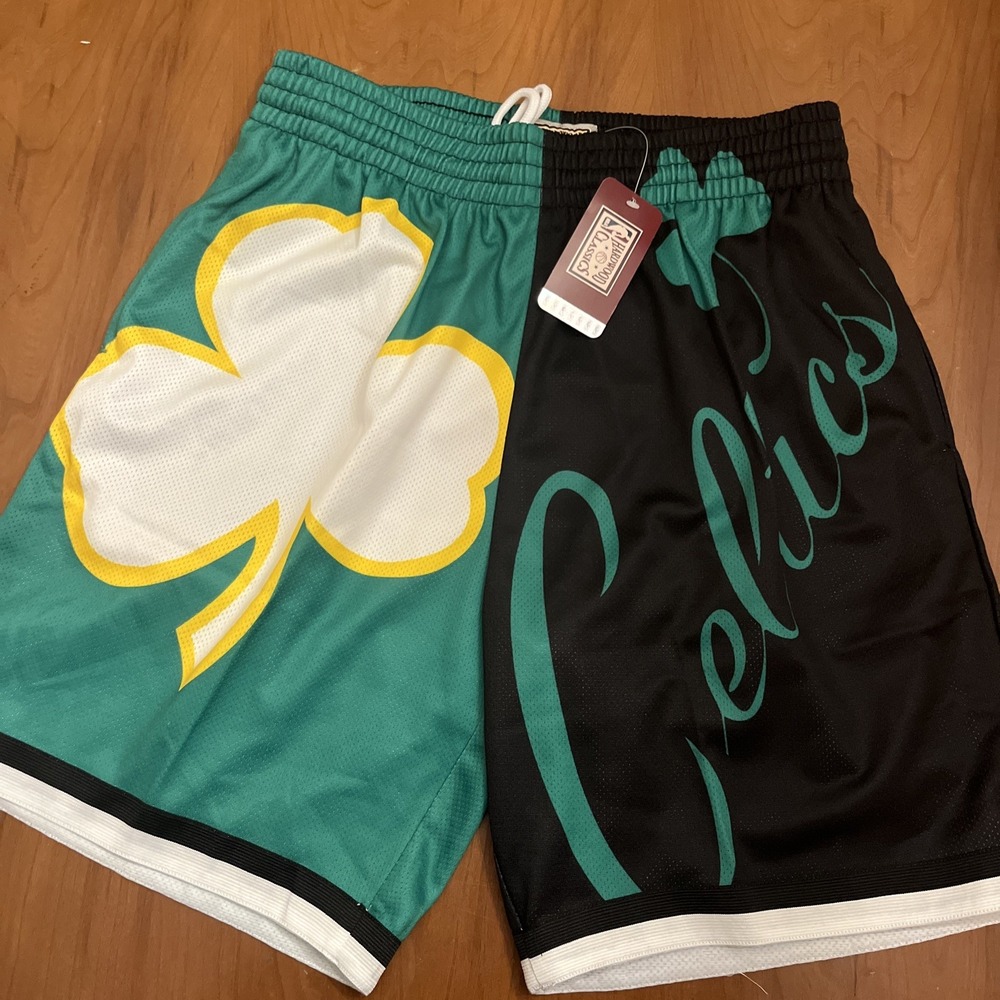 Mitchell & Ness NBA Big Face Celtics Basketball Shorts Mens Size Large